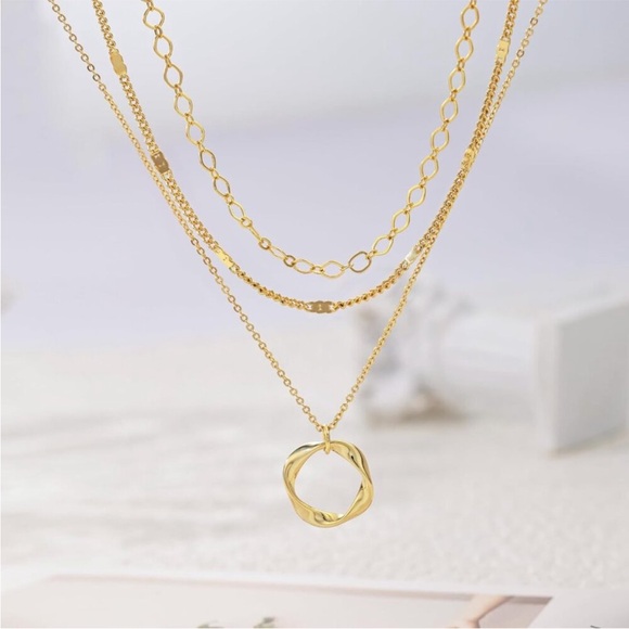 Layered Gold Necklaces for Women, Stackable Dainty *NEW* - Picture 6 of 7